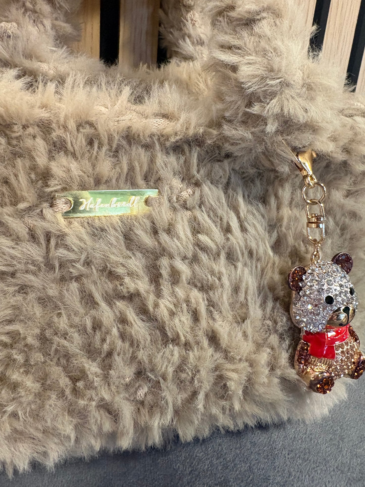 Studio von Hafenbrädl - No. 03 · Lun