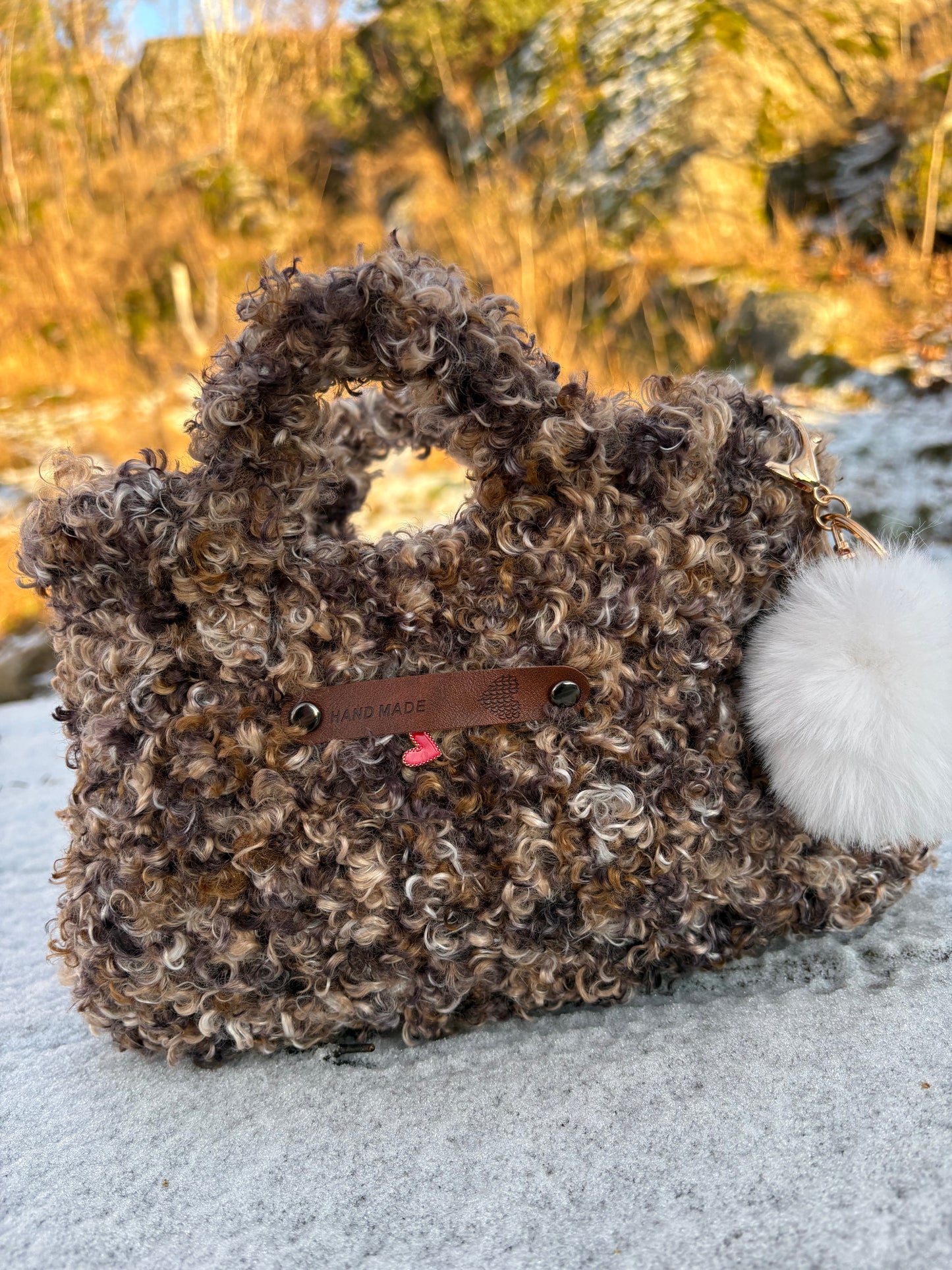 🤎 Brun krøllete veske – "Choco Curls"