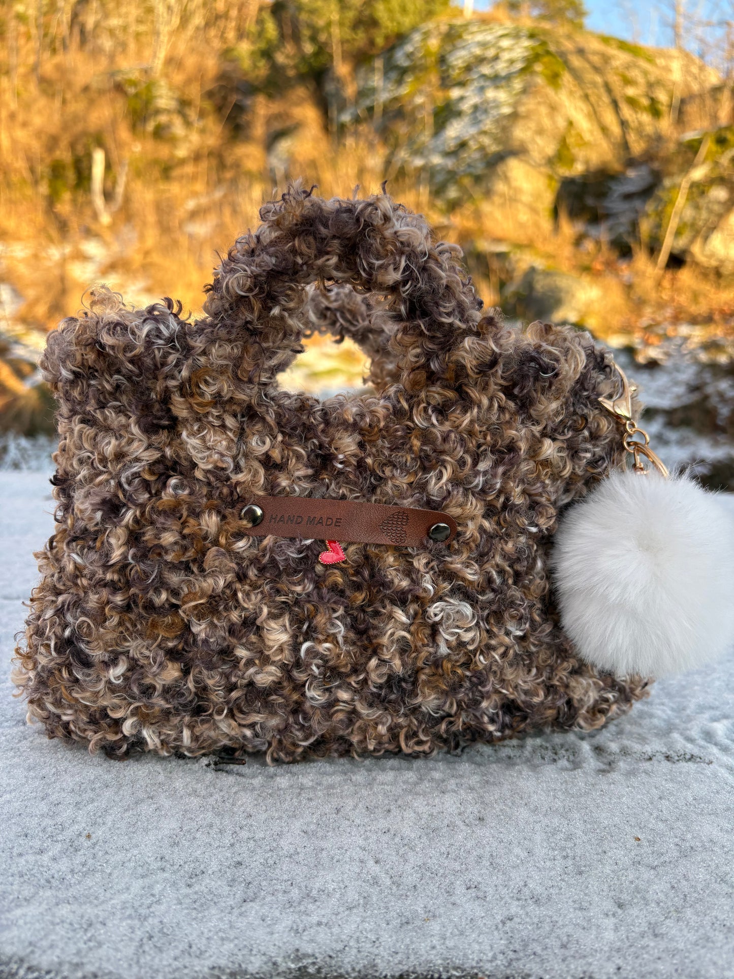 🤎 Brun krøllete veske – "Choco Curls"