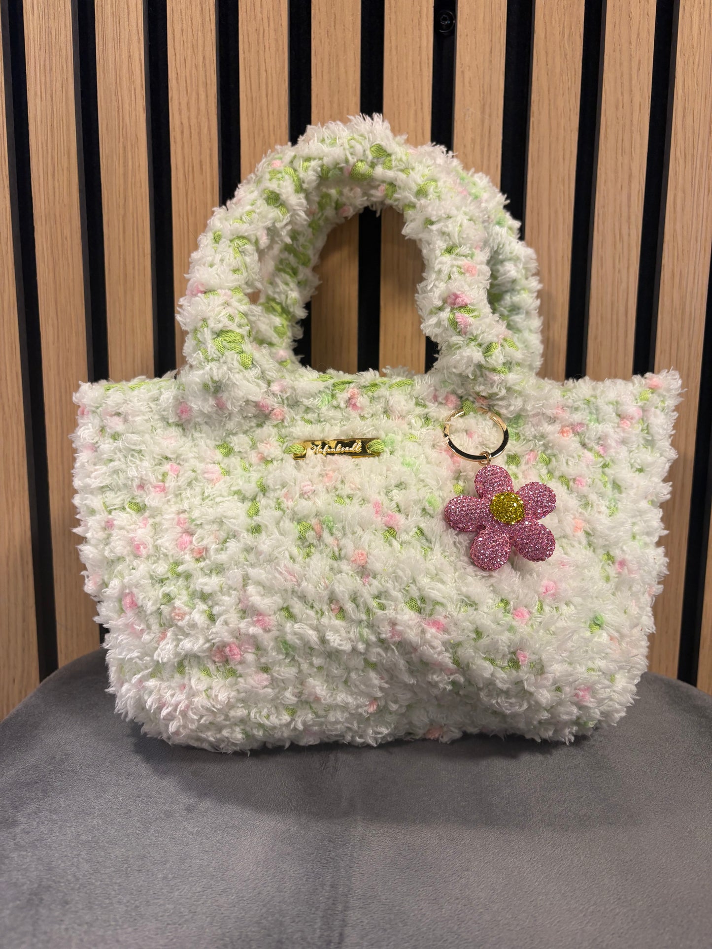 Studio von Hafenbrädl – No. 01 · Åpen