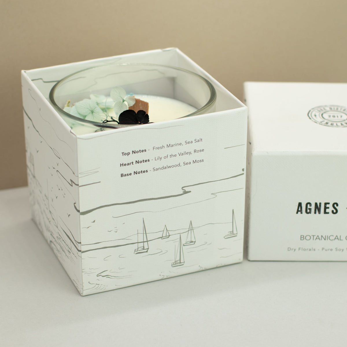 Agnes + Cat botanisk soyalys – Seasalt & Moss – åpnet gaveeske